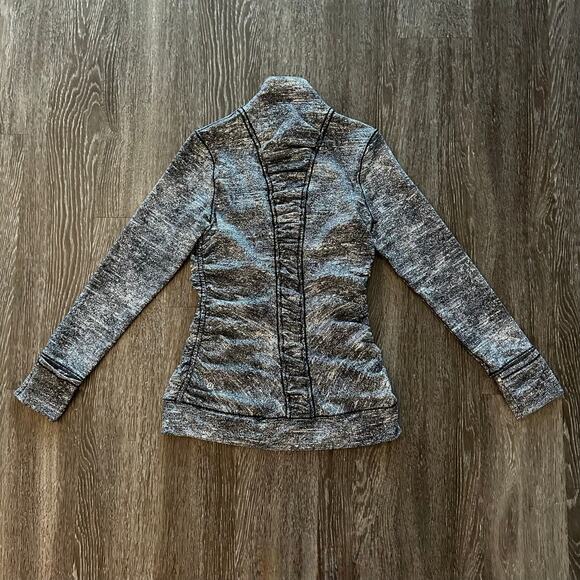 Lululemon Athletica Cypress Kiss 1/2‎ Zip Rush Jacquard Black White Size 8 Top - Picture 6 of 16